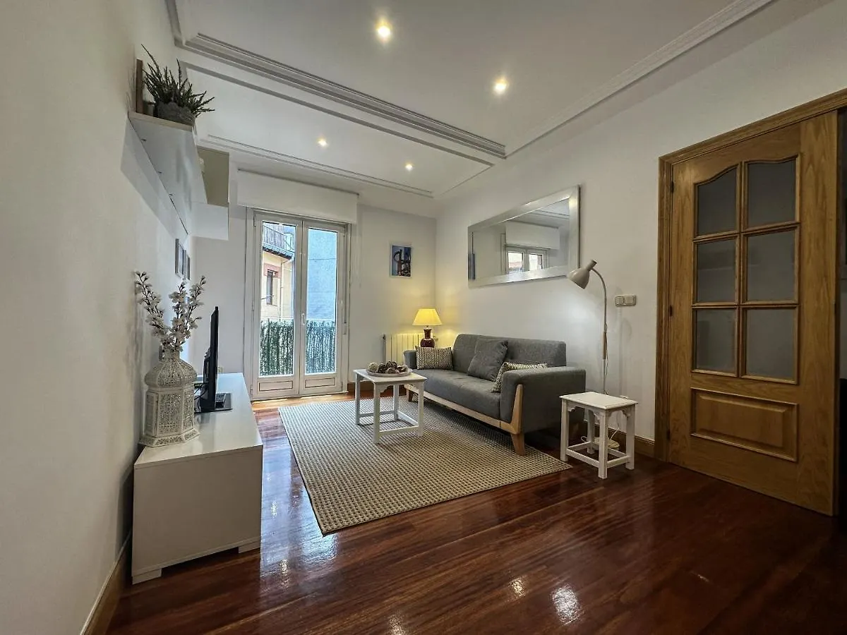 Apartamento Olas De Ondarreta - Local Rentss San Sebastián